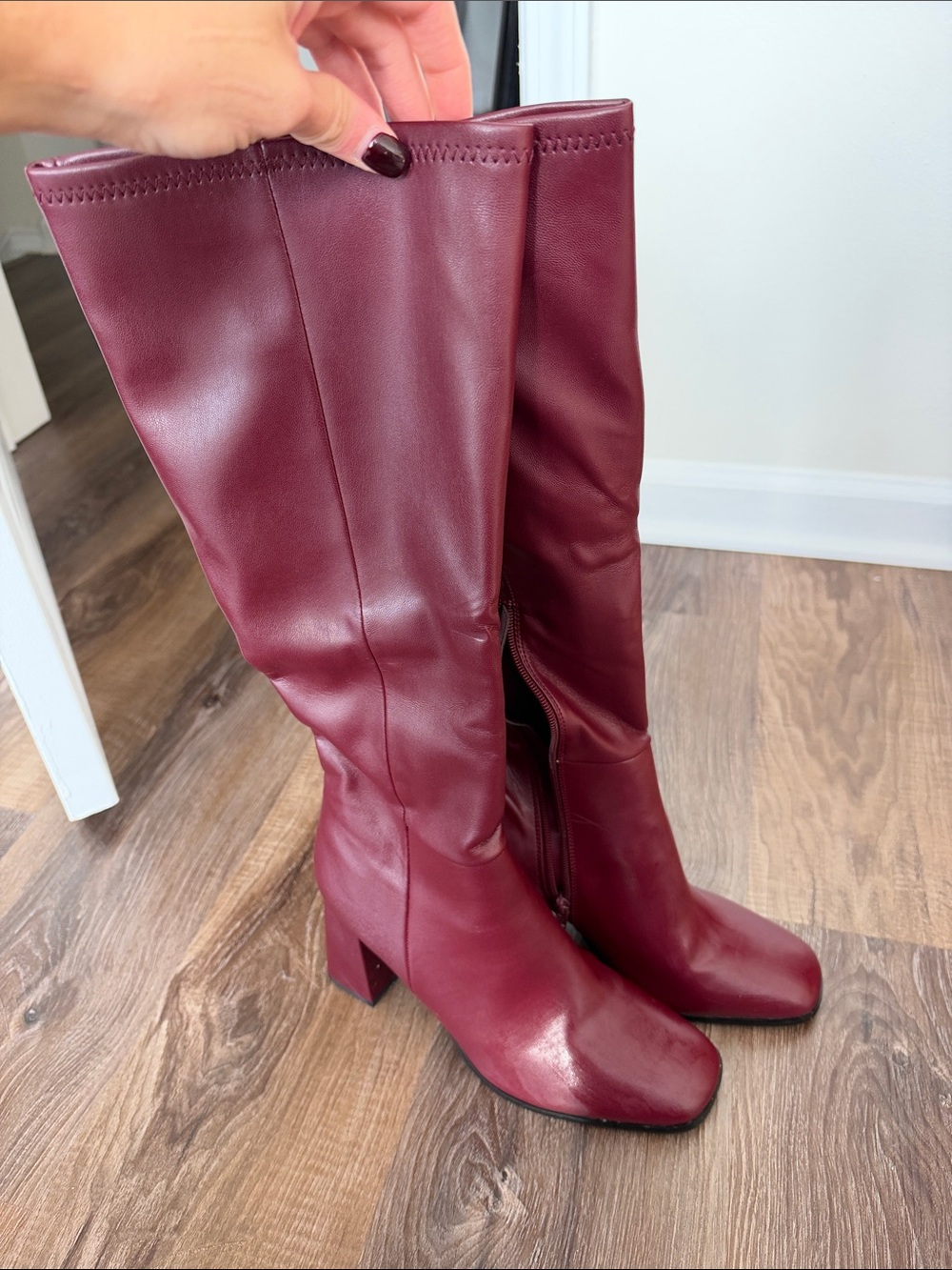Steve Madden Burgundy Boots